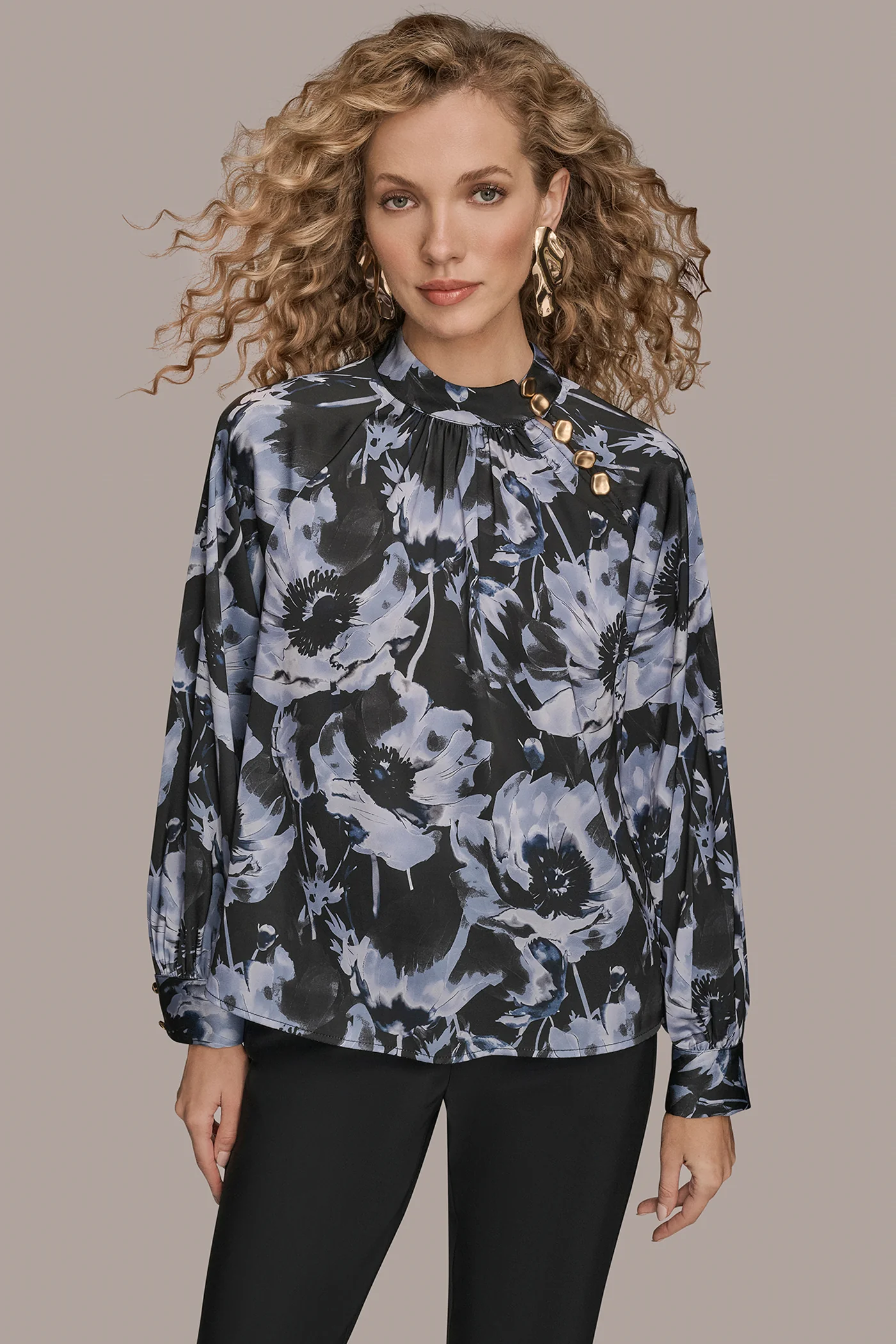 BUTTON-NECK BLOUSE - VXVOV