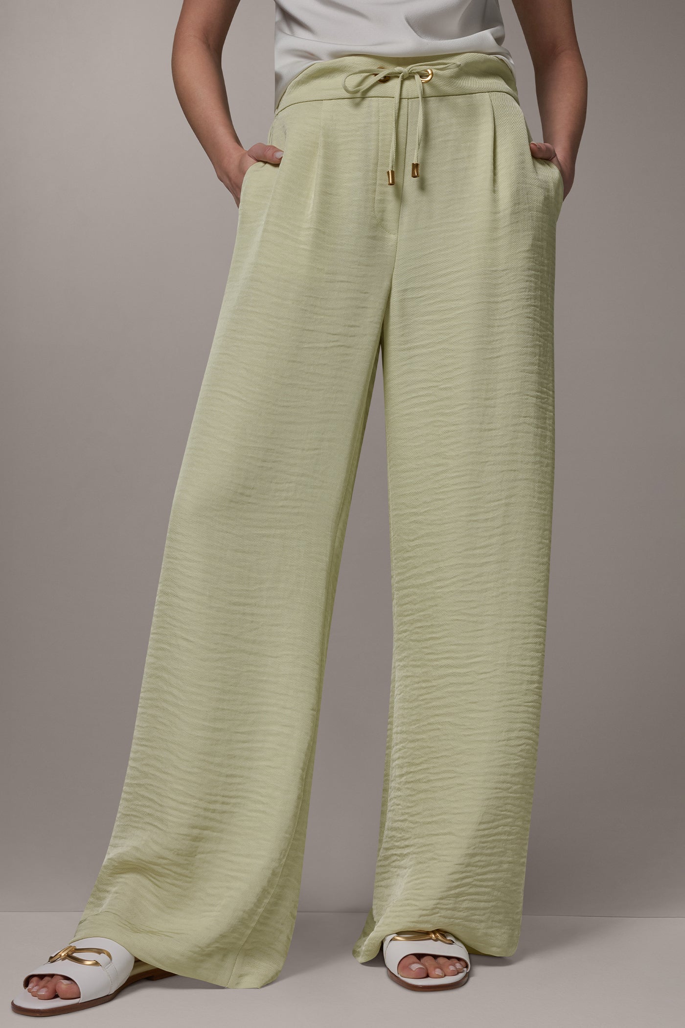 PLEATED WIDE LEG PANT - VXVOV