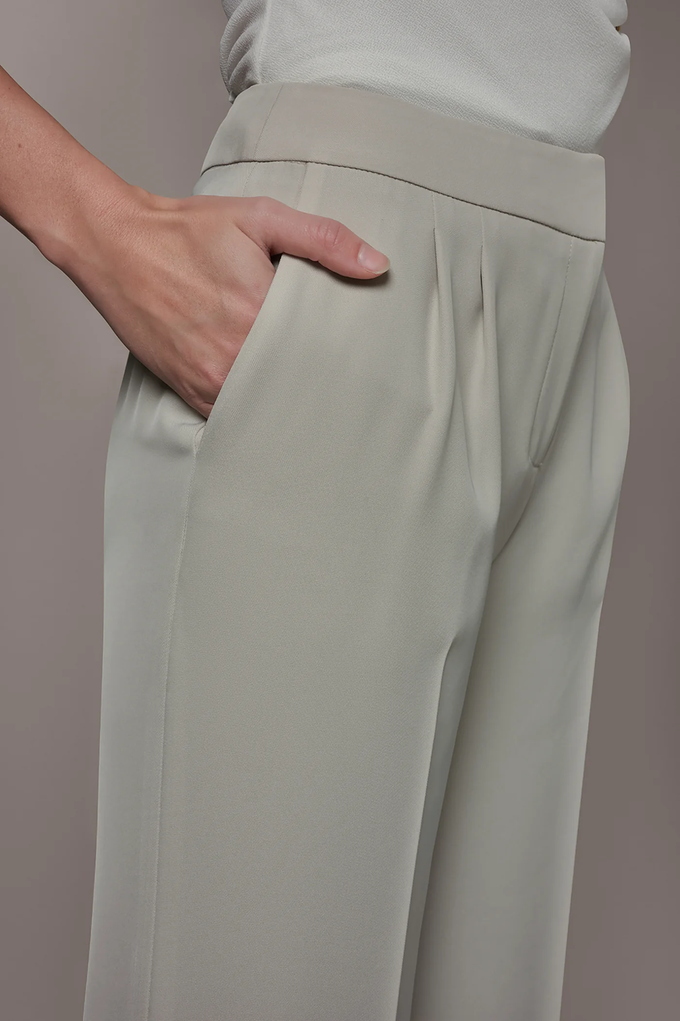 MID-RISE PLEATED WIDE-LEG SUIT PANT - VXVOV