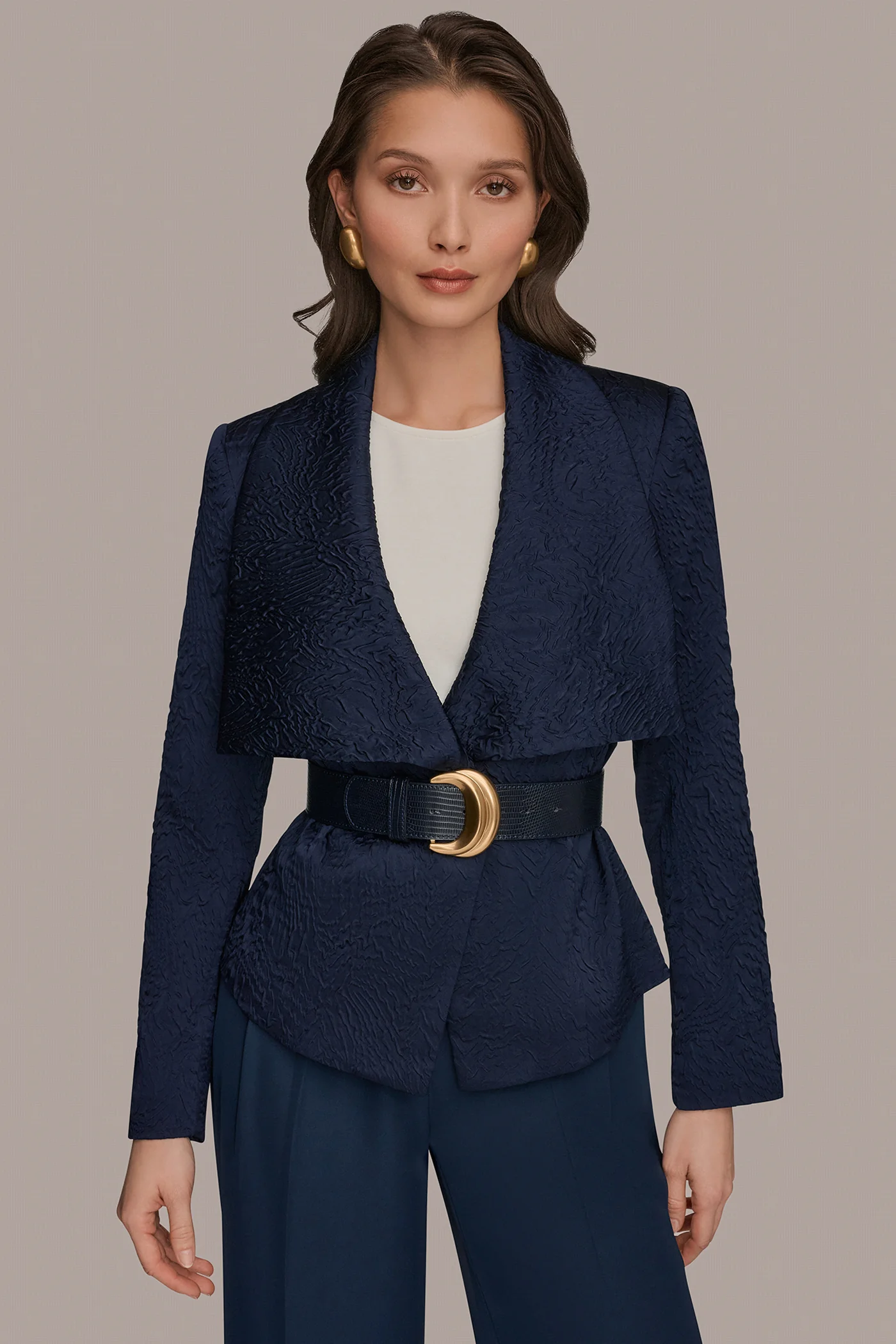 CRINKLE JACQUARD CROPPED BLAZER - VXVOV