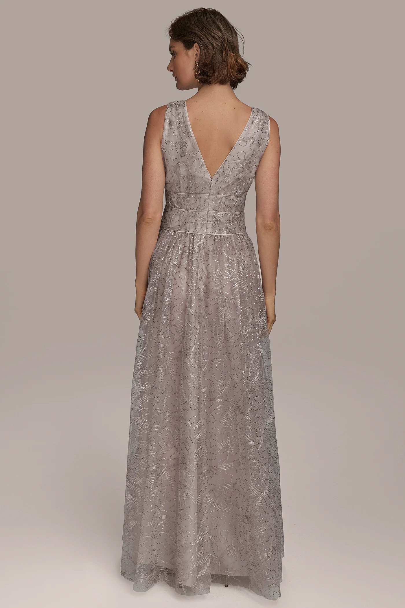 TULLE SEQUIN SLEEVELESS BALL GOWN - VXVOV