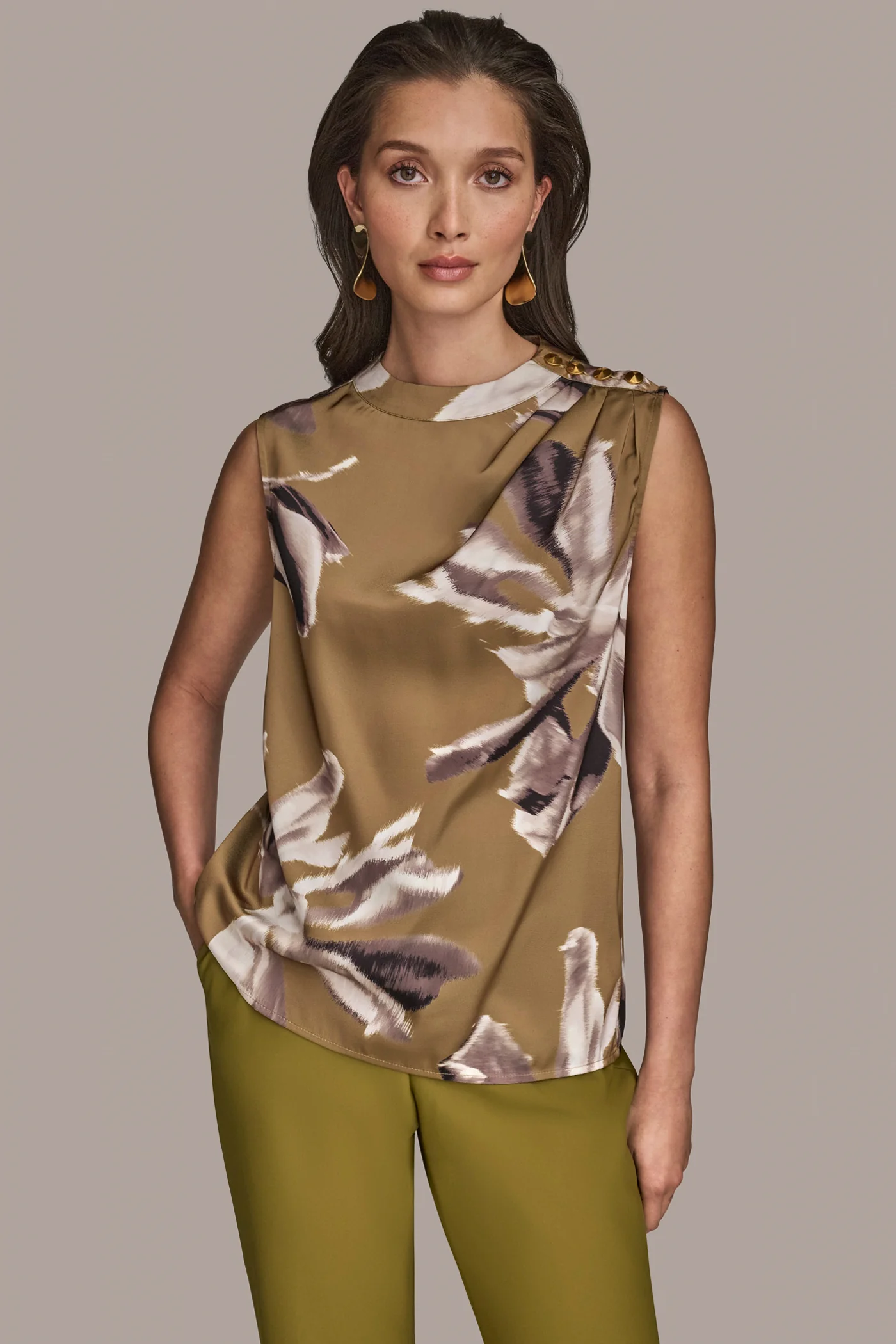 BUTTON-EMBELLISHED SHOULDER TOP - VXVOV