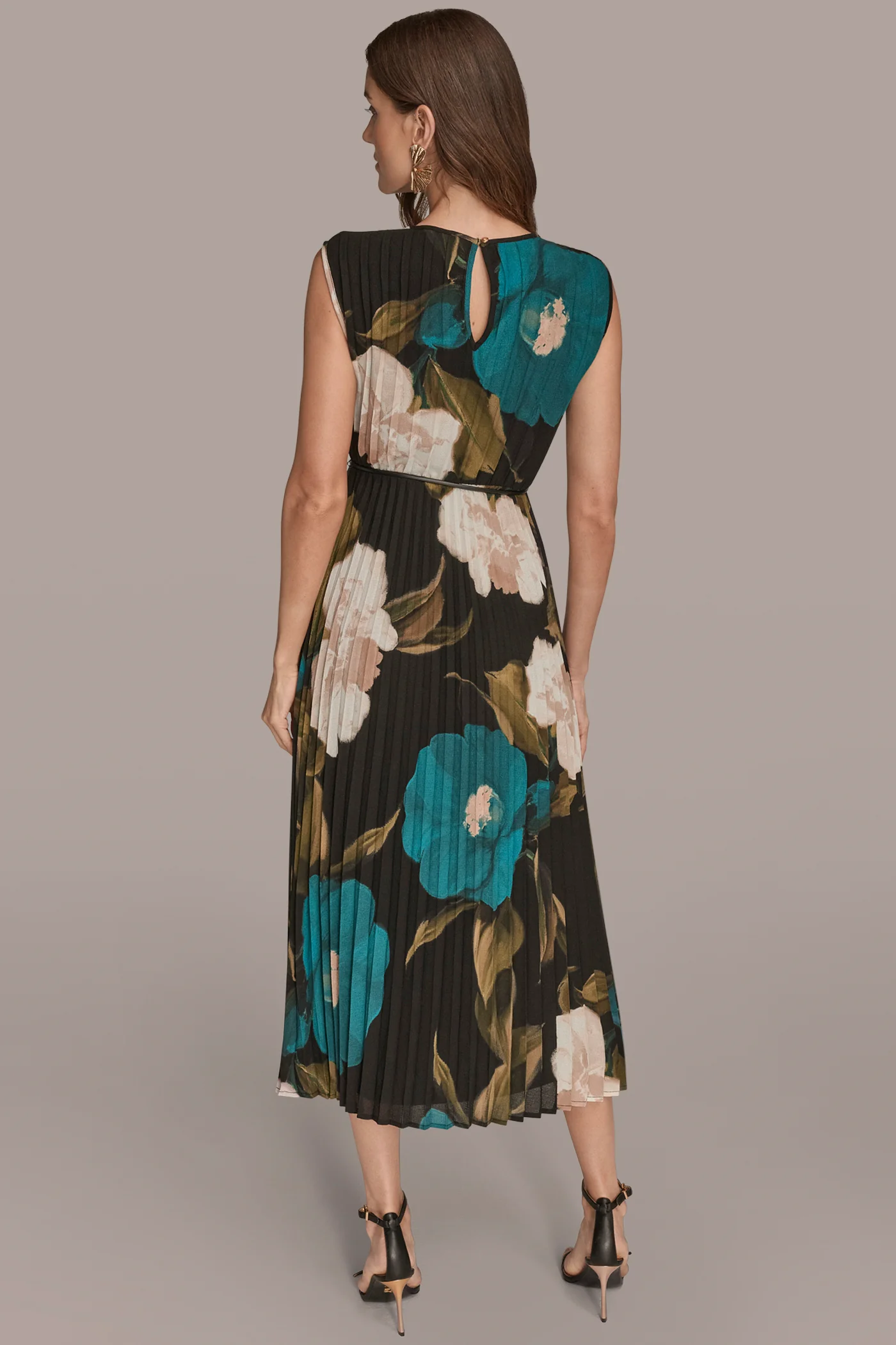 CHIFFON FLORAL PLEATED MAXI DRESS - VXVOV