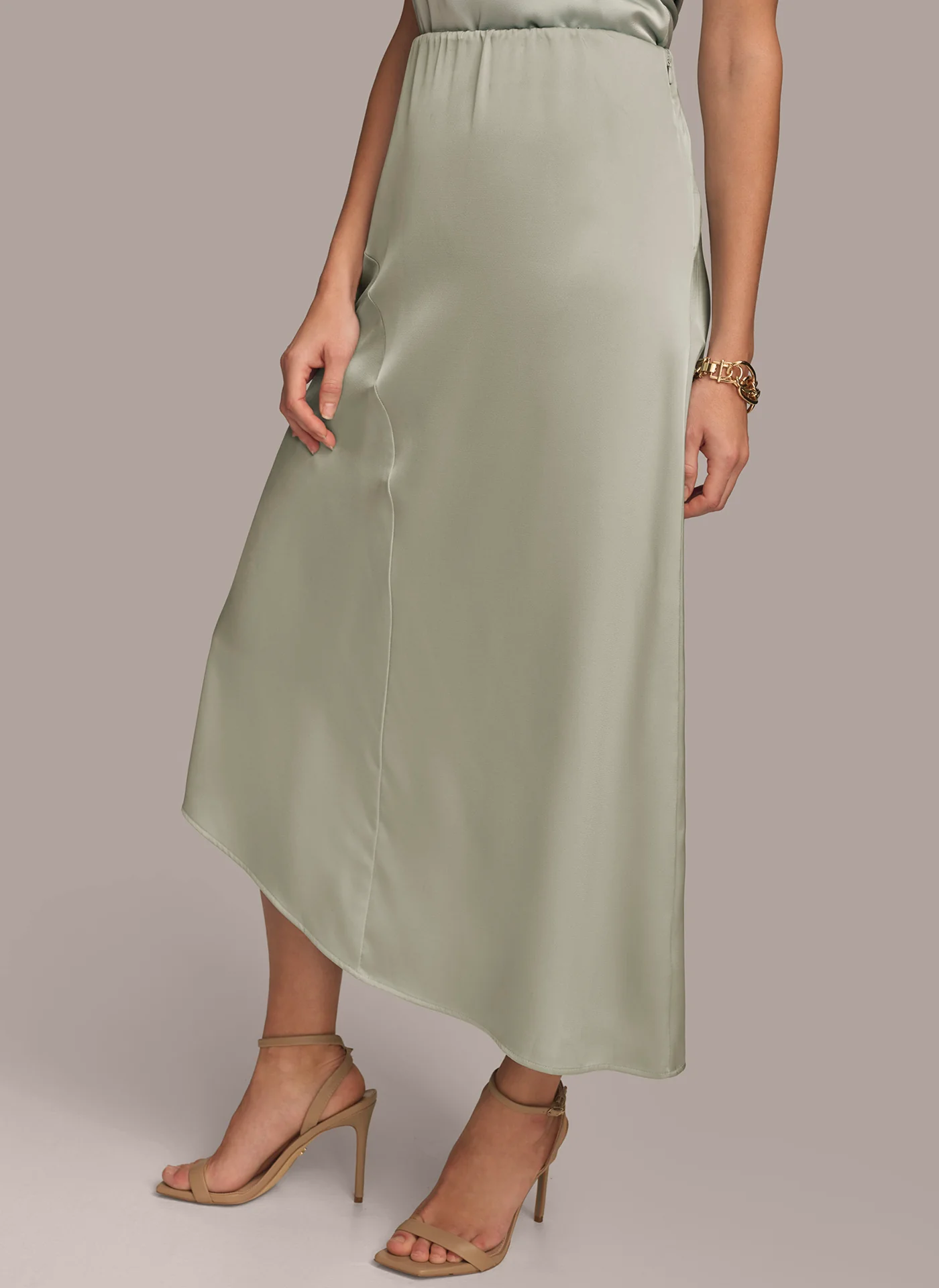 ASYMMETRICAL FLARE HEM SKIRT - VXVOV