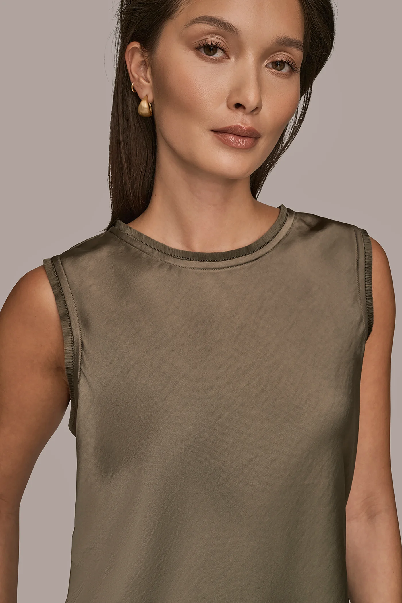SATIN FRINGE-TRIMMED SLEEVELESS BLOUSE - VXVOV